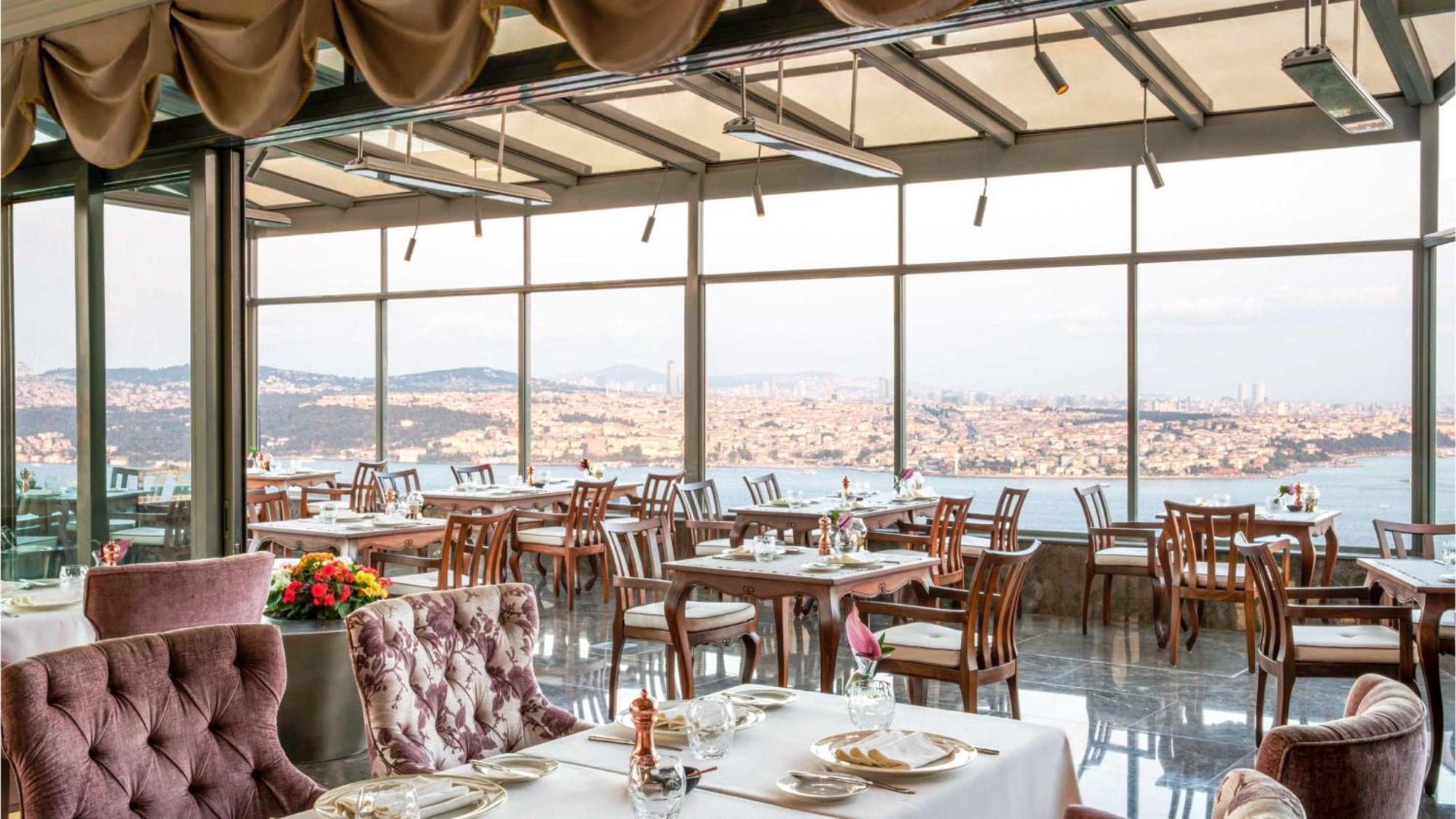 Intercontinental Istanbul By Ihg Hotel Bagian luar foto Restaurant