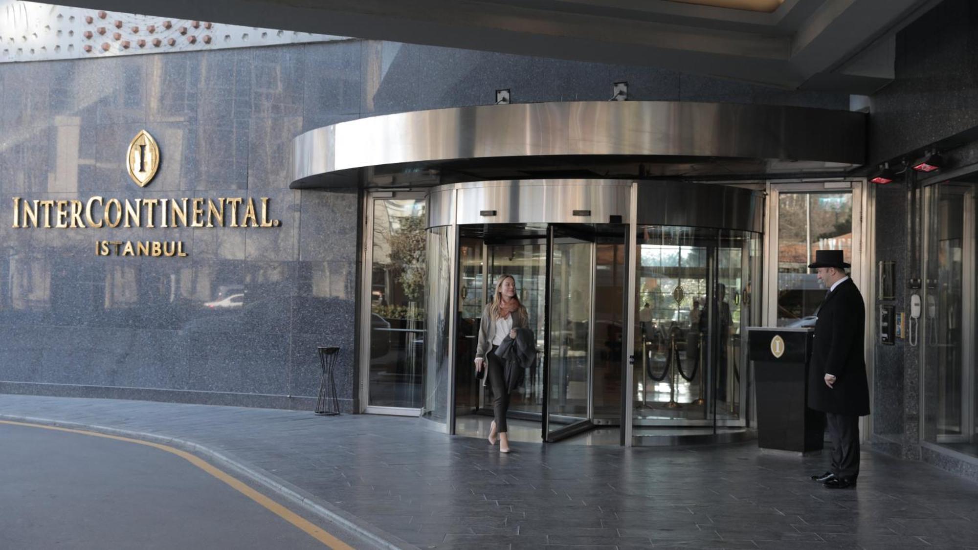 Intercontinental Istanbul By Ihg Hotel Bagian luar foto Entrance of the hotel