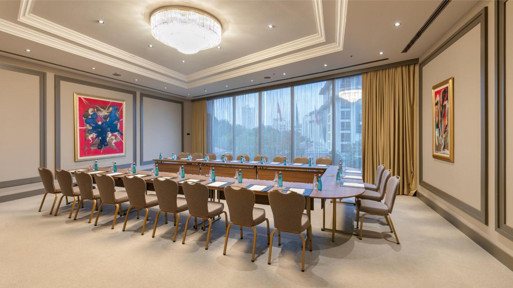 Intercontinental Istanbul By Ihg Hotel Bagian luar foto Meeting room