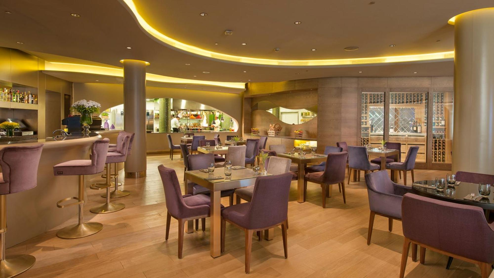 Intercontinental Istanbul By Ihg Hotel Bagian luar foto The restaurant